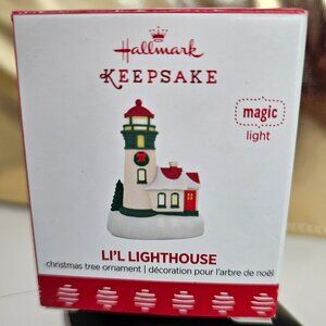 Li'l Light House - Hallmark Minature Magic Ornament - 2017